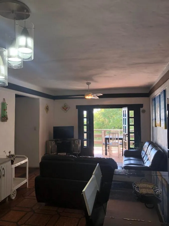 Apartamento Frente Mar com 02 suítes Bombinhas Brasil