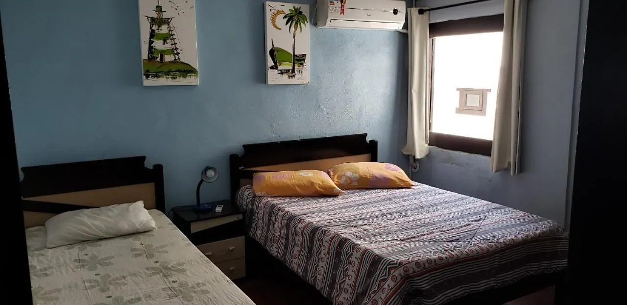 Apartamento Frente Mar com 02 suítes Bombinhas
